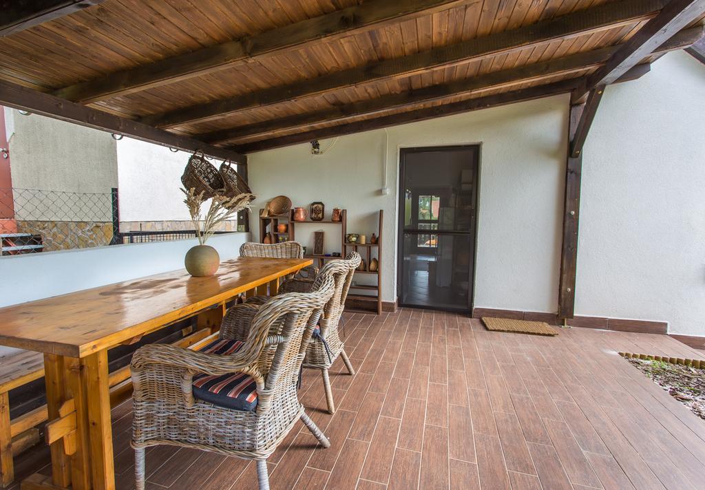 P & P Nyaralo Villa ซิกลีเก็ต ภายนอก รูปภาพ