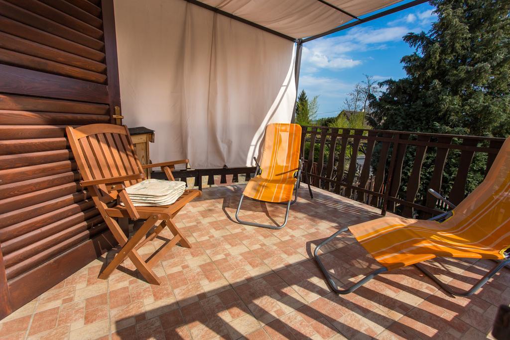 P & P Nyaralo Villa ซิกลีเก็ต ภายนอก รูปภาพ